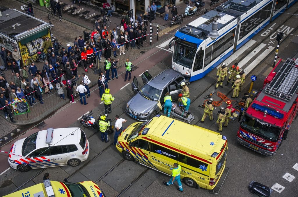 Hulpdiensten bij verkeersongeval