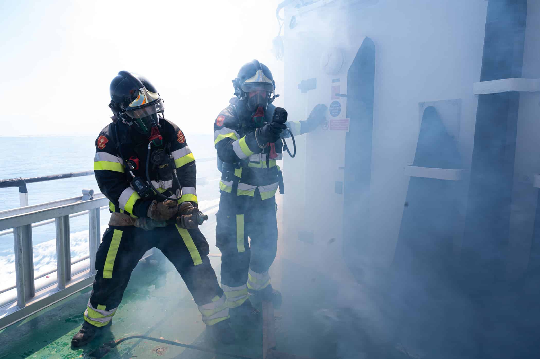 Landelijk specialisme scheepsincidentbestrijding brandweer rook