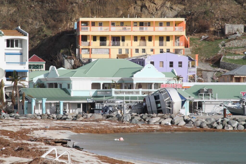 Omgeslagen boot op St. Maarten
