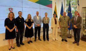 Delegatie Vilnius Litouwen met Marie Louise van Schaijk, IJle Stelstra en Anja Verheij