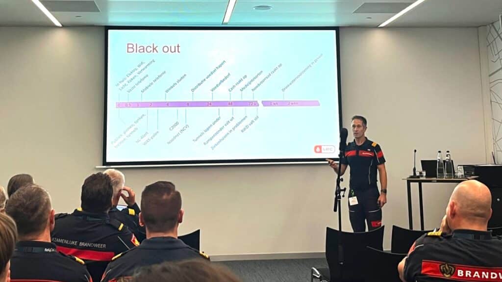 Norbert Gret geeft een presentatie tijdens het Brandweerevent 2025