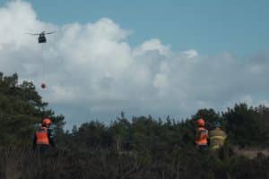 Helikopter en brandweer